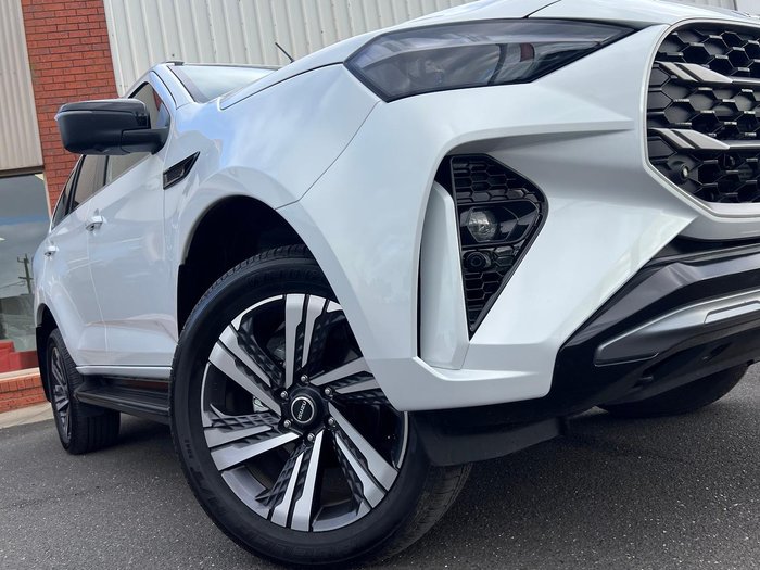 2026 Isuzu MU-X LS-T MY25.5 4X4 Dual Range Moonstone White