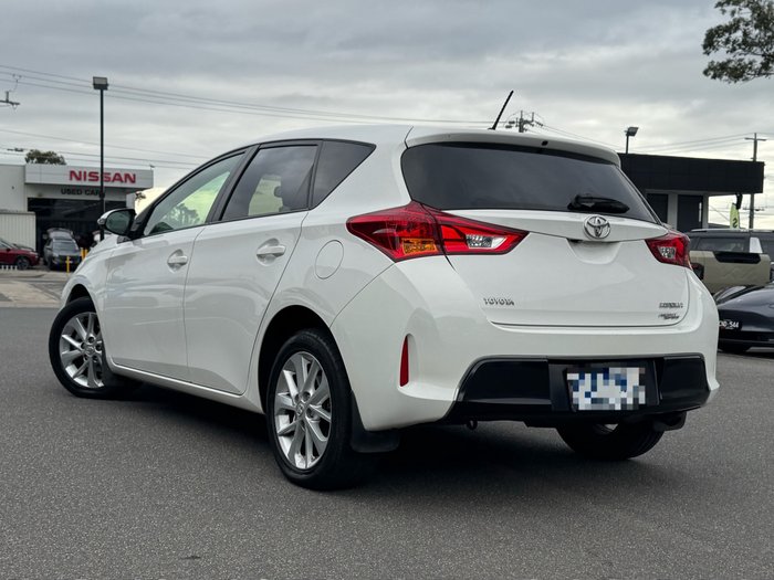 2015 Toyota Corolla Ascent Sport