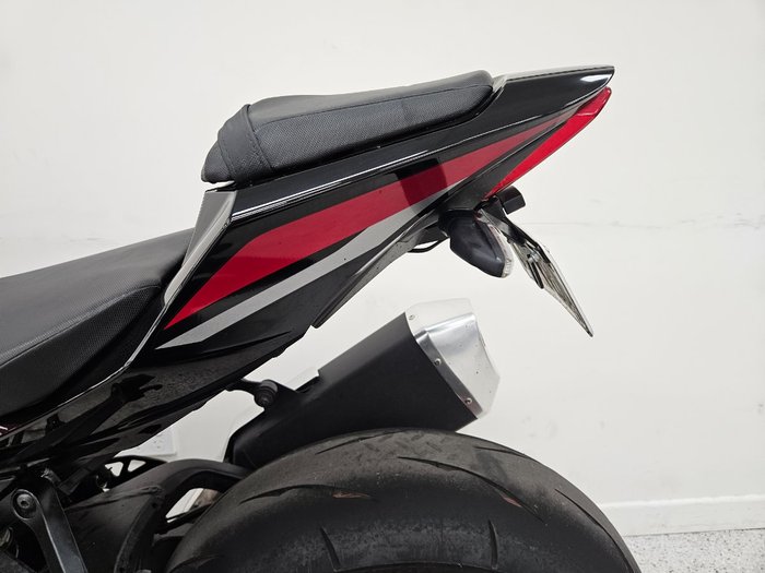 2025 Suzuki GSX-R1000R