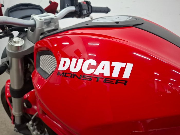 2014 DUCATI MONSTER 659 (ABS) Red