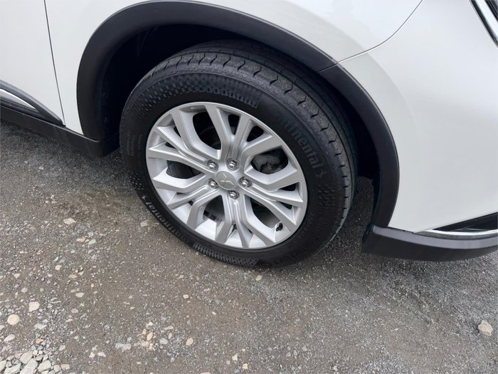 2021 MITSUBISHI OUTLANDER ES 7 SEAT (2WD)