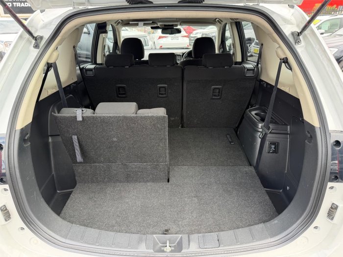 2021 MITSUBISHI OUTLANDER ES 7 SEAT (2WD)