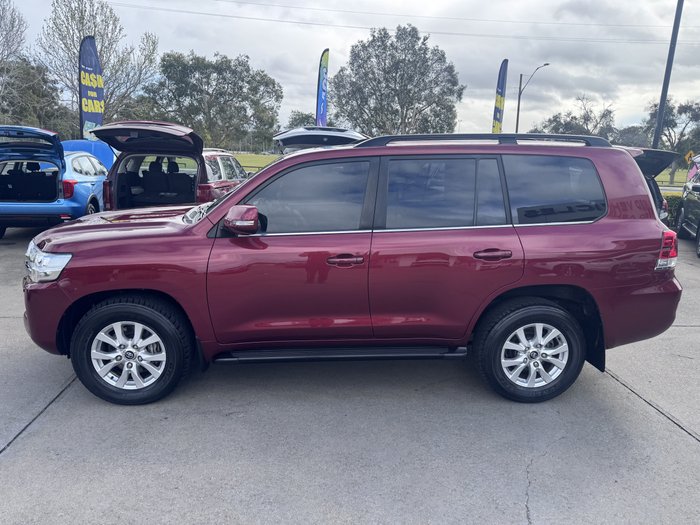 2017 Toyota Landcruiser VX
