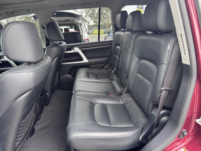 2017 Toyota Landcruiser VX