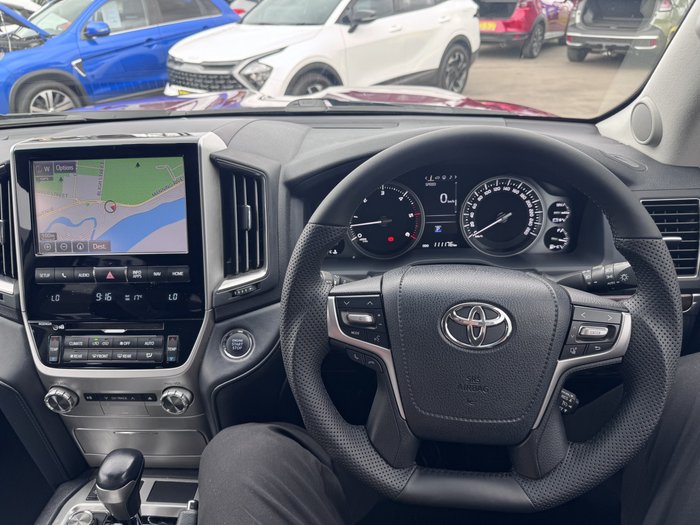 2017 Toyota Landcruiser VX