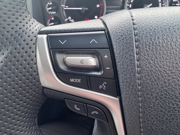 2017 Toyota Landcruiser VX