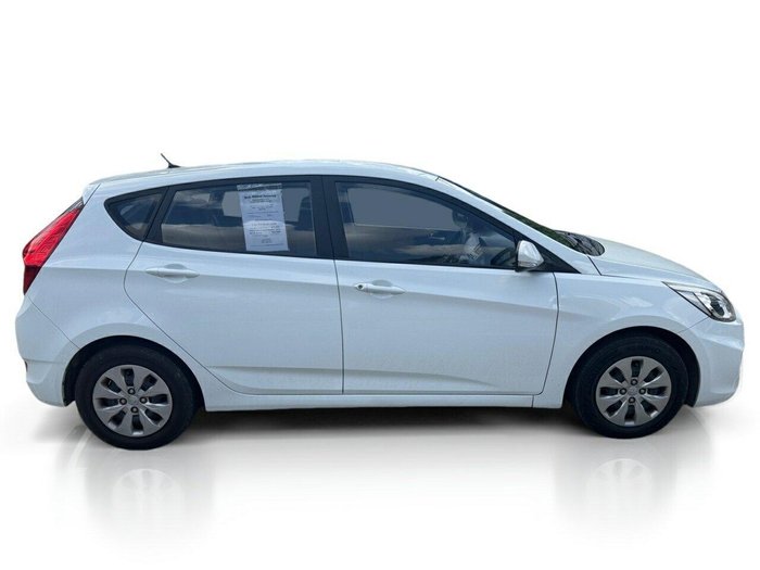2016 Hyundai Accent Active