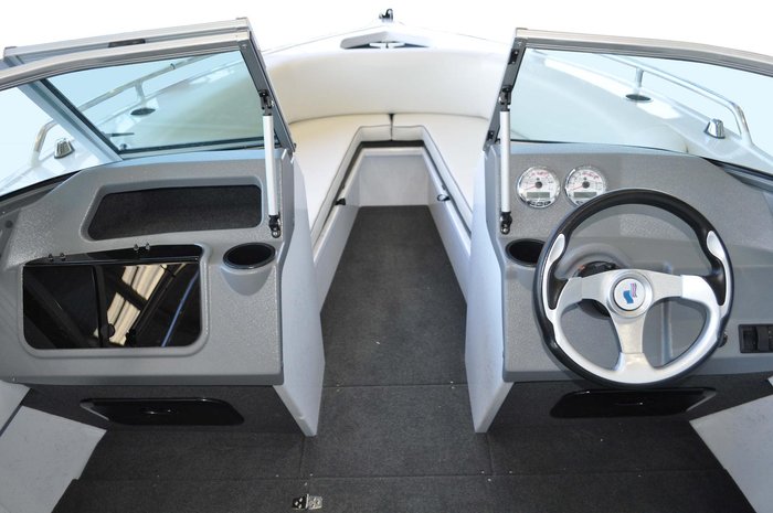 2027 QUINTREX 590 Cruiseabout