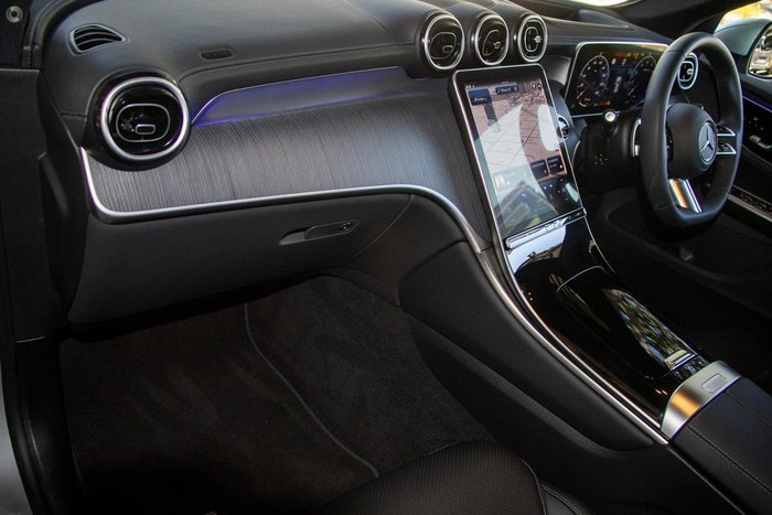 2026 Mercedes-Benz GLC-Class GLC300
