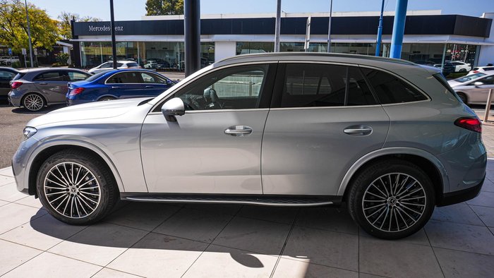 2026 Mercedes-Benz GLC-Class GLC300