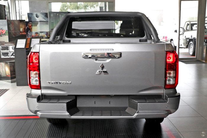 2025 Mitsubishi Triton GLX-R
