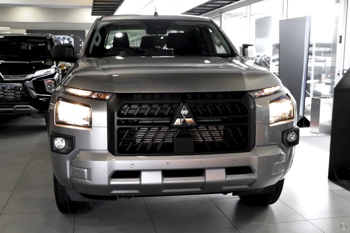 2025 Mitsubishi Triton GLX-R