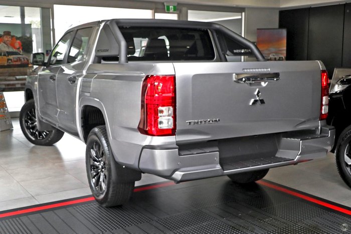 2025 Mitsubishi Triton GLX-R