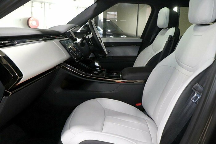 2025 Land Rover Range Rover Sport D300 Dynamic SE