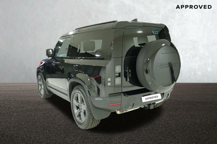 2026 Land Rover Defender 90 D250 S