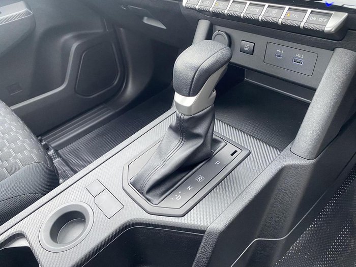 2025 Mitsubishi Triton GLX+
