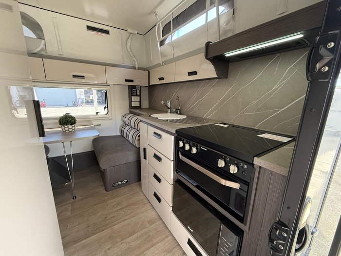 2022 Jayco Starcraft Outback
