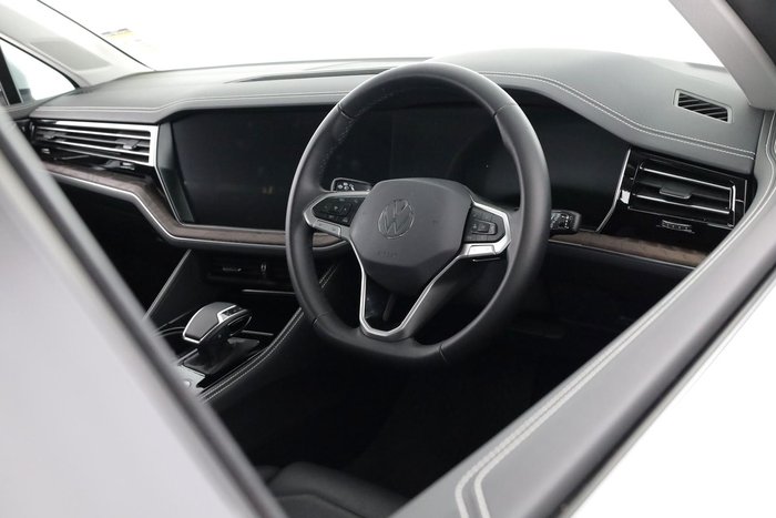 2025 Volkswagen Touareg