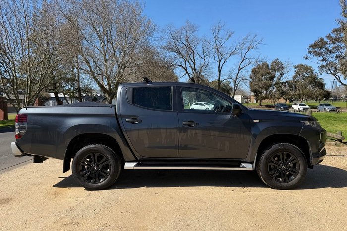 2022 Mitsubishi Triton GLX-R