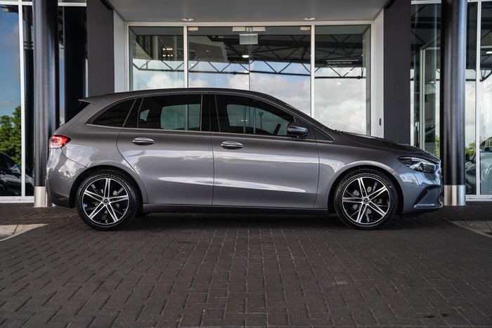2021 Mercedes-Benz B-Class B180