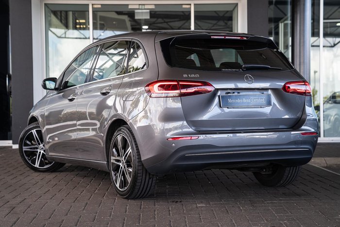 2021 Mercedes-Benz B-Class B180