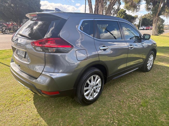 2017 Nissan X-TRAIL