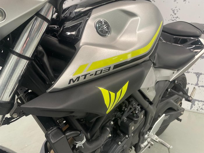2017 Yamaha MT-03 ABS 321 (MT03LA) MT Black