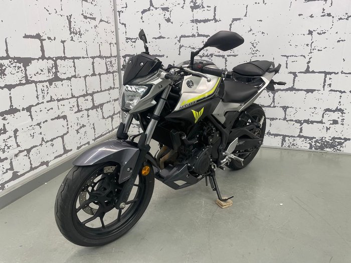 2017 Yamaha MT-03 ABS 321 (MT03LA) MT Black
