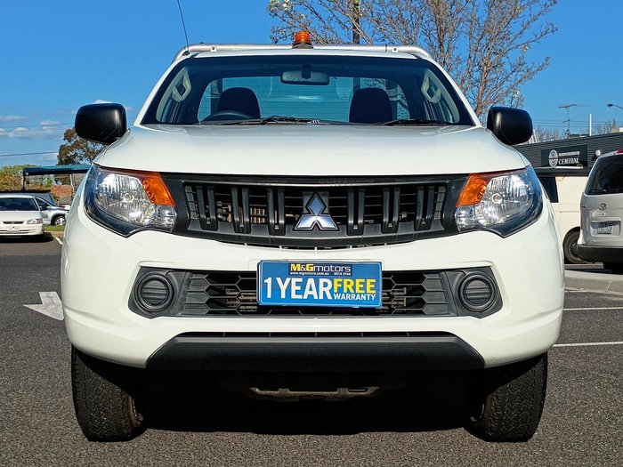 2017 Mitsubishi Triton GLX
