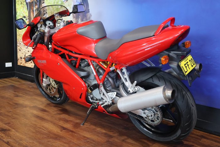 2006 Ducati 1000 SS Red