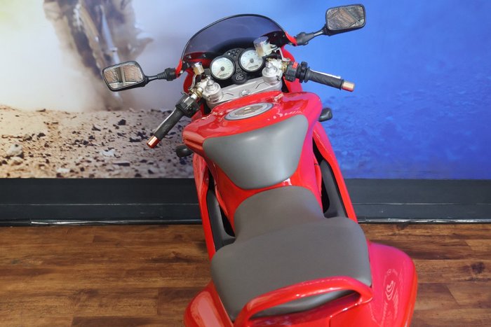 2006 Ducati 1000 SS Red