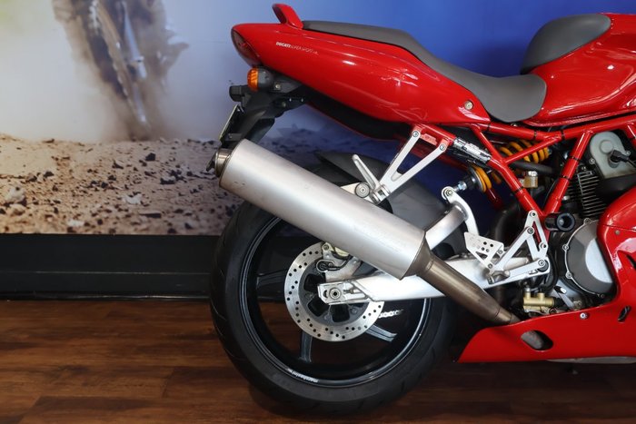2006 Ducati 1000 SS Red