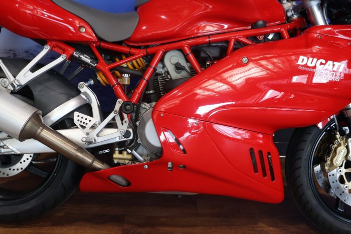 2006 Ducati 1000 SS Red