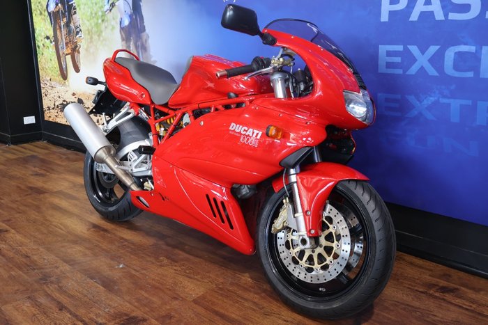 2006 Ducati 1000 SS Red