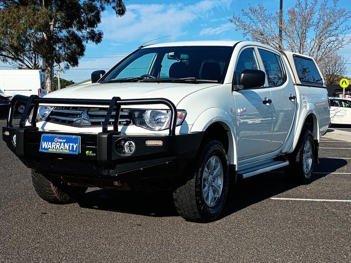 2012 Mitsubishi Triton GLX