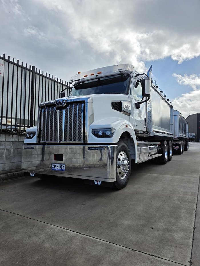 2024 Western Star 48X