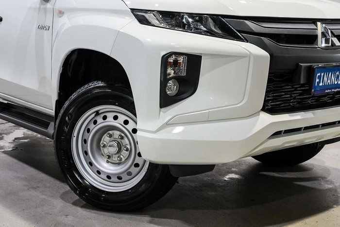 2023 Mitsubishi Triton GLX
