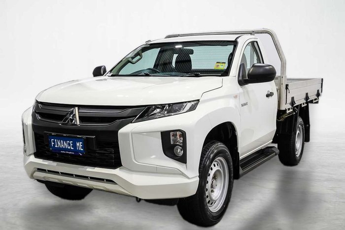 2023 Mitsubishi Triton GLX