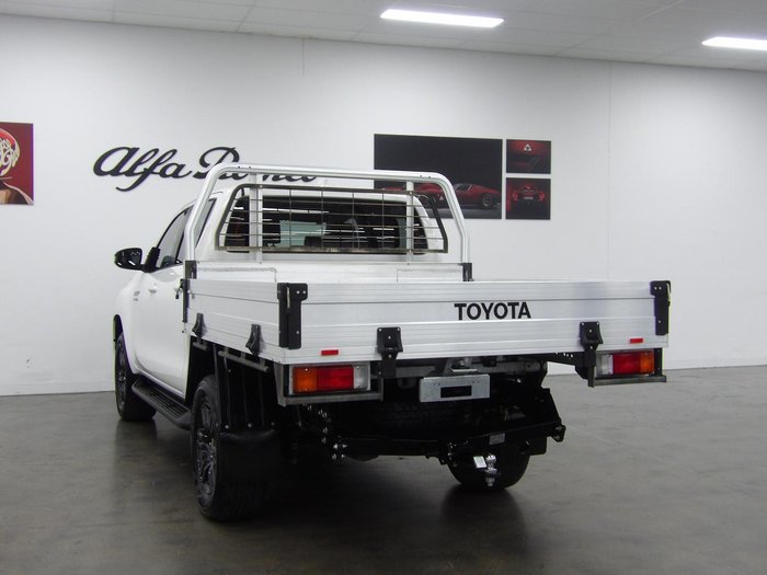 2023 Toyota Hilux SR