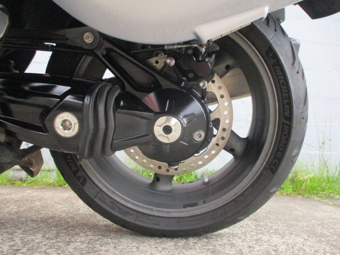 2013 Triumph TROPHY SE SILVER