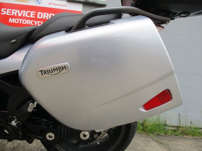 2013 Triumph TROPHY SE SILVER