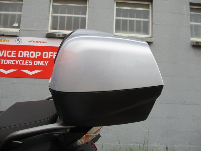2013 Triumph TROPHY SE SILVER