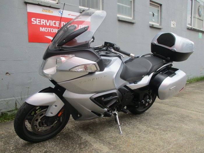 2013 Triumph TROPHY SE