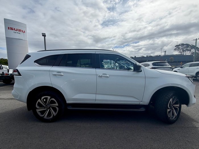 2021 Isuzu MU-X LS-T