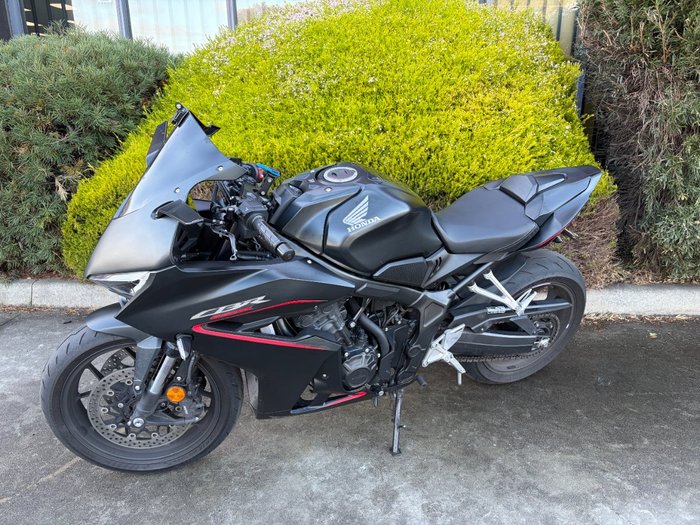 2025 Honda CBR650R Black