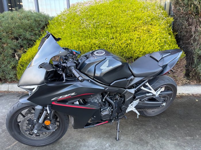2025 Honda CBR650R Black