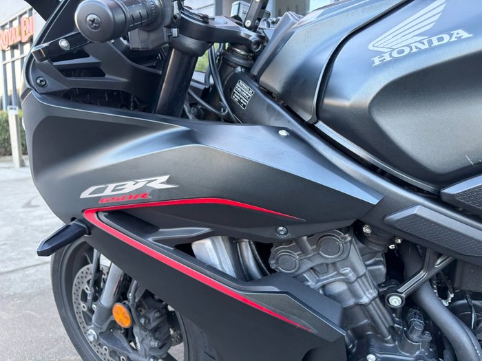 2025 Honda CBR650R Black