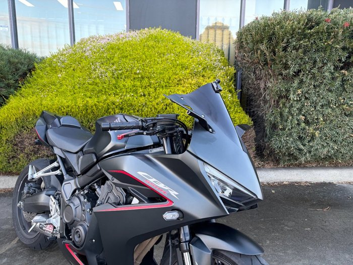 2025 Honda CBR650R Black