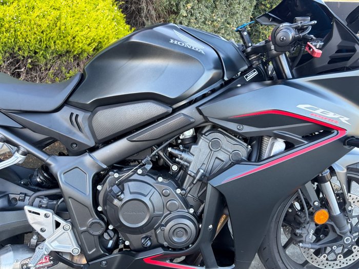2025 Honda CBR650R Black