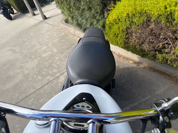 2012 Kawasaki VULCAN 900 CUSTOM White